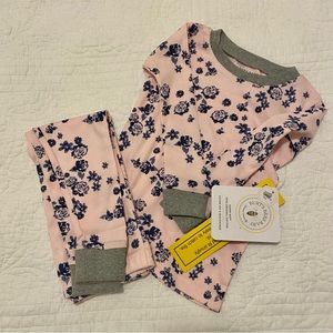 NWT Burt’s Bee Baby Girl 18mo Pajamas